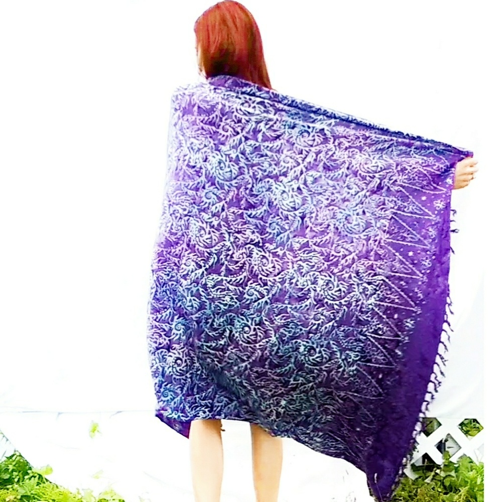 Vintage Batik Oversized Sarong/Beach Wrap/Shawl - Picture 2 of 8